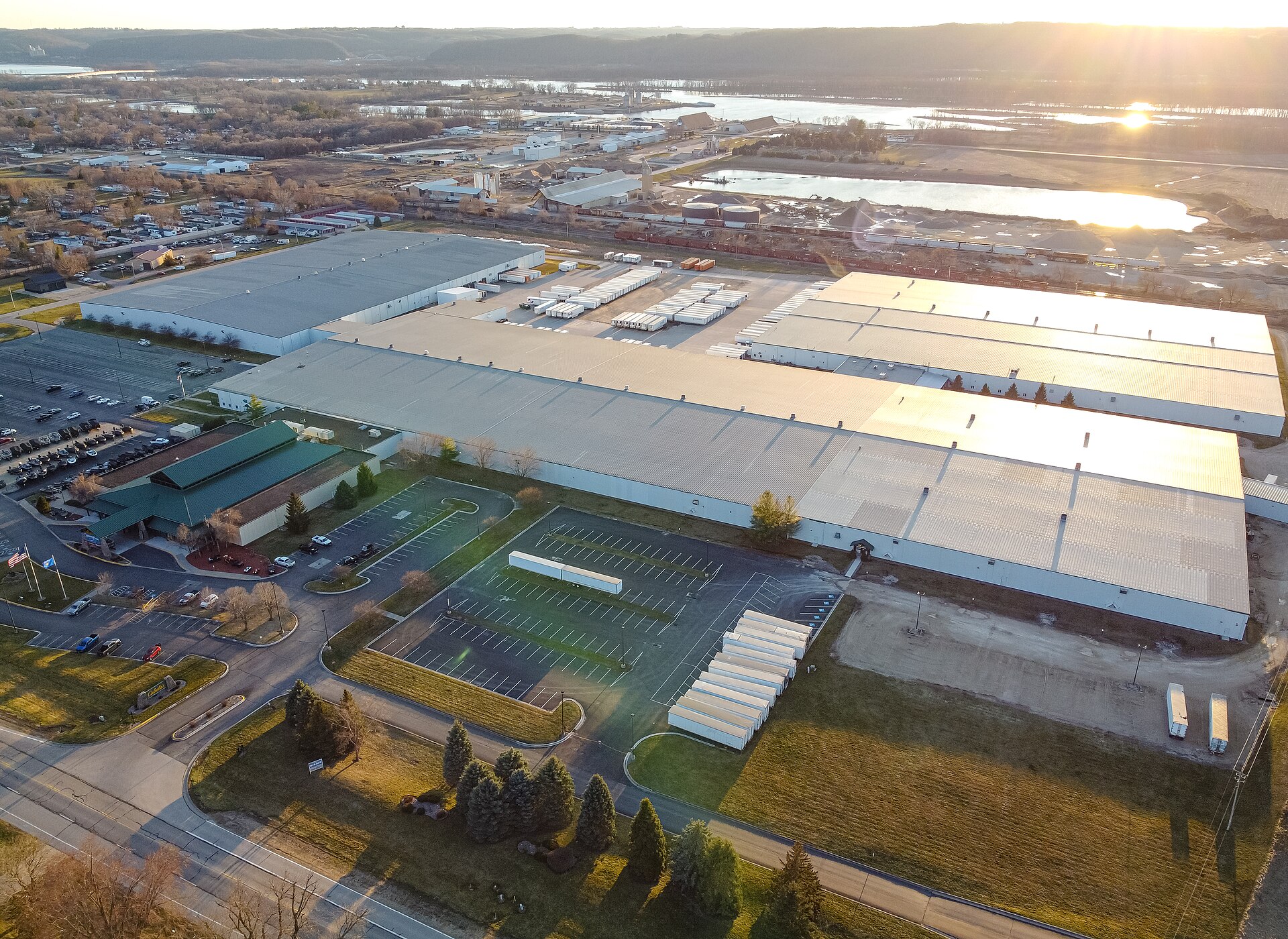 Distribution centres